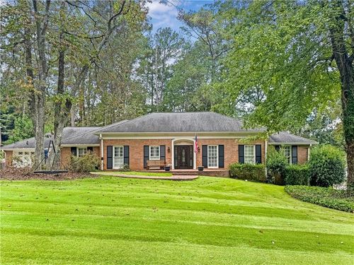 5735 Riverwood Dr, Sandy Springs, GA, 30328-3726 | Card Image