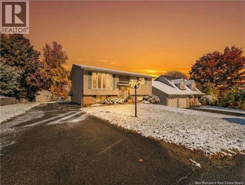 120 Wilson St, Woodstock, NB, E7M3A3 | Card Image