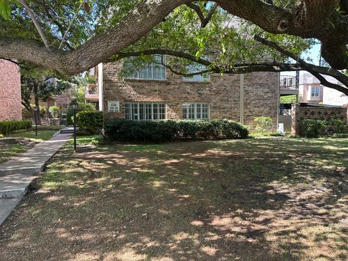 128s-4349 Bellaire Dr S, Fort Worth, TX, 76109-5191 | Card Image