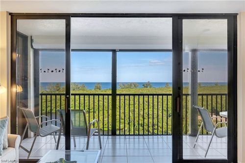 904-17 Bluebill Ave, NAPLES, FL, 34108-1764 | Card Image