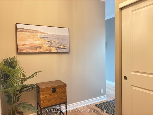 504 - 80 Orchard Point Rd, Home with 1 bedrooms, 2 bathrooms and null parking in Orillia ON | Image 4