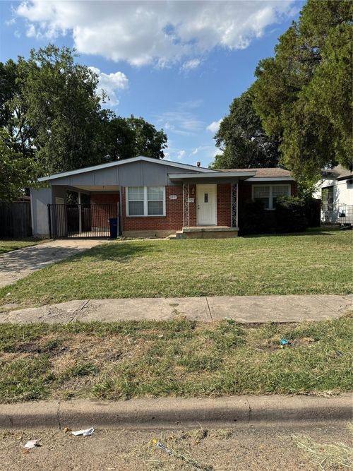 2203 Tolosa Dr, Dallas, TX, 75228-2021 | Card Image