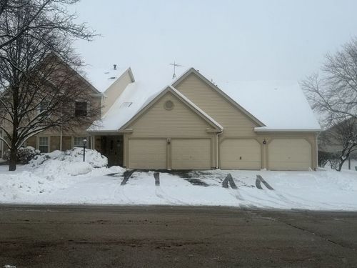 unit-v1-205 Glasgow Ln, Schaumburg, IL, 60194-4835 | Card Image