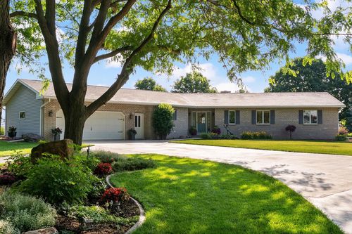 N2068 Alphorn Road, Clarno, WI, 53566 | Card Image