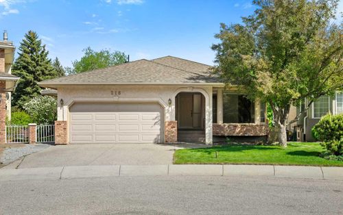 216 Shawnee Gardens Sw, Calgary, AB, T2Y2V1 | Card Image