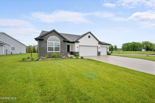7810 Honeycrisp Ct, Holland, OH, 43528-7625 | Card Image