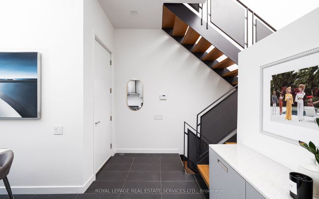 9B Gilead Pl, House attached with 4 bedrooms, 3 bathrooms and 1 parking in Toronto ON | Image 25