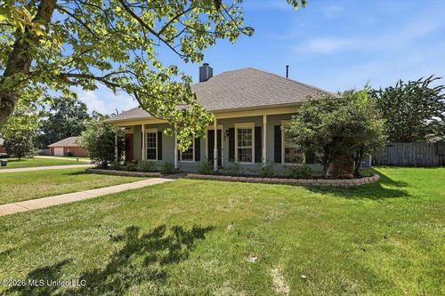 102 Harvest Cv, Gluckstadt, MS, 39110-7008 | Card Image