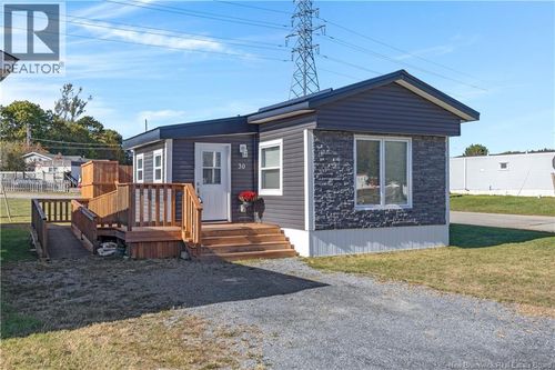 30 Violet St, Saint John, NB, E2M5M3 | Card Image