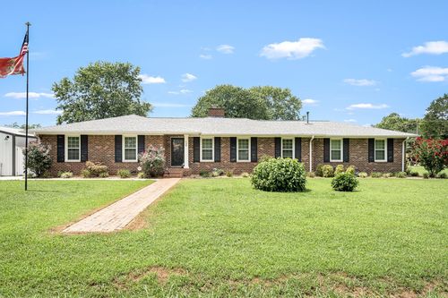 136 Houghton Dr, Winchester, TN, 37398-2259 | Card Image