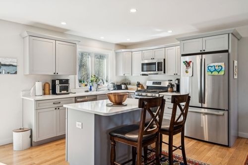 21 Caldwell Ln, Sunapee, NH, 03782-2500 | Card Image