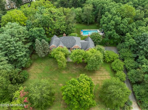 2 Warrenton Ln, Colts Neck, NJ, 07722-1065 | Card Image