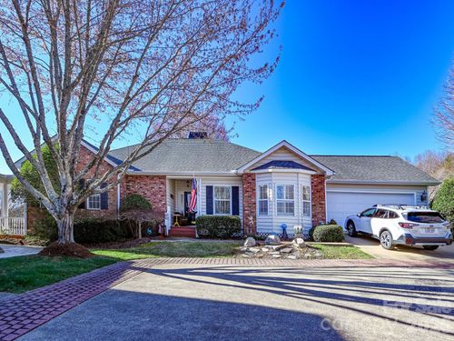 653 High Quarry Rd, Hendersonville, NC, 28791-1819 | Card Image