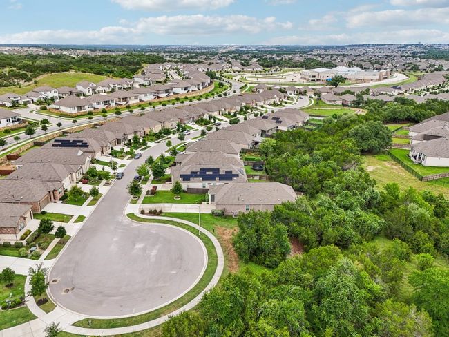 So much space! You won't even feel like you are in a neighborhood when you hang out on your back deck. | Image 27