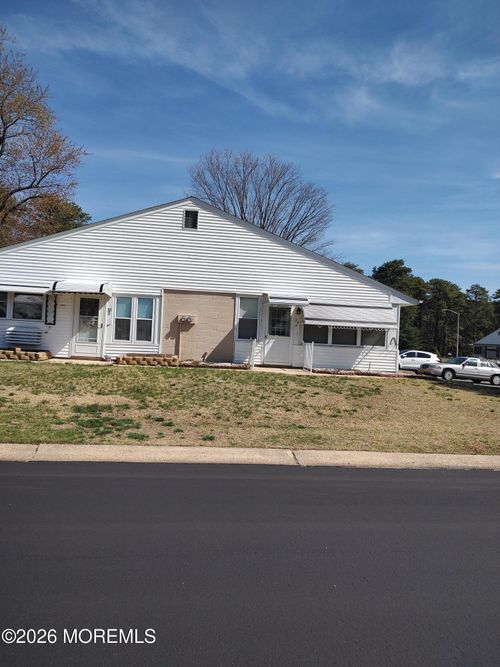 a-38 Crestwood Pkwy, Whiting, NJ, 08759 | Card Image