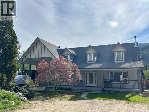 401 Gillis Ave, Sicamous, BC, V0E2V1 | Card Image