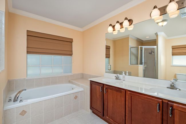364 Sw Aero Cir, House other with 3 bedrooms, 2 bathrooms and null parking in Port St. Lucie FL | Image 20