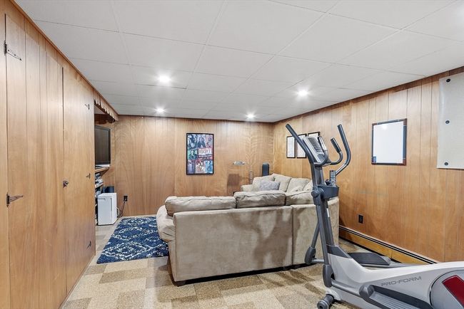 79 Cheever Cir, House other with 3 bedrooms, 3 bathrooms and 2 parking in Andover MA | Image 26