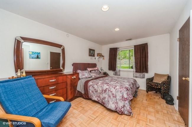 APT-101 - 1002 Castilian Ct, Condo with 2 bedrooms, 2 bathrooms and 1 parking in Glenview IL | Image 14