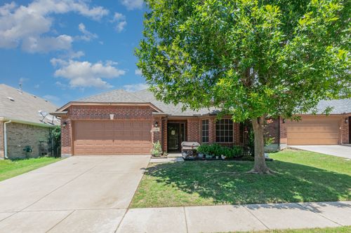 2105 Carrie Creek Dr, Little Elm, TX, 75068-4892 | Card Image