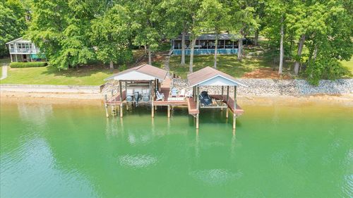 35 Bluewater Ct, Moneta, VA, 24121-2720 | Card Image