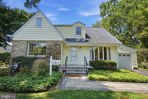 300 Pingree Ave, Ewing, NJ, 08618-2405 | Card Image