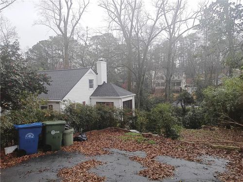 515 Spring Valley Rd Nw, Atlanta, GA, 30318-2640 | Card Image