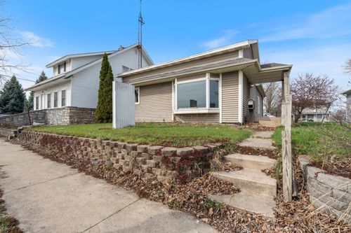 310 S Detroit St, Warsaw, IN, 46580-4401 | Card Image