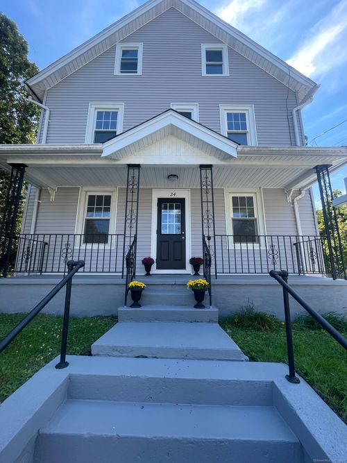 24 Butler St, Waterbury, CT, 06704-2907 | Card Image