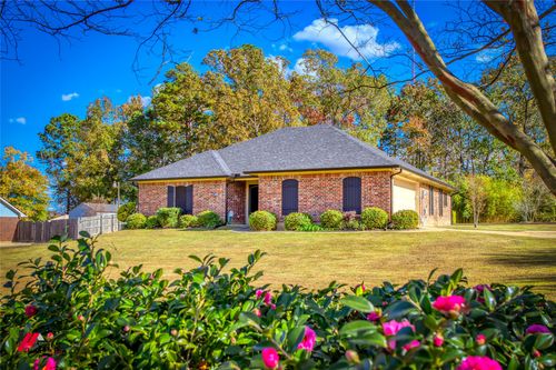 8064 Chickamauga Trail, Shreveport, LA, 71107 | Card Image