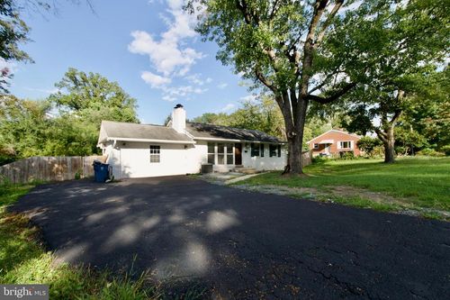 7538 Axton St, SPRINGFIELD, VA, 22151-2603 | Card Image