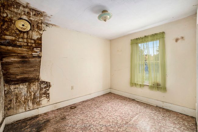 2297 S Lavant Rd, House other with 3 bedrooms, 1 bathrooms and 2 parking in Lanark ON | Image 9