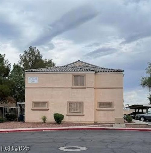 2201 Sleepy Ct, Las Vegas, NV, 89106-3699 | Card Image