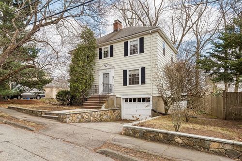160 Cedar Avenue, Arlington, MA, 02476 | Card Image