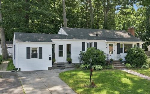 14 Woodhill Dr, Cranston, RI, 02920-3136 | Card Image