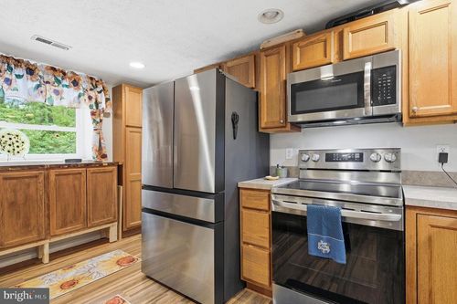 29884 Rooftop Cir, MECHANICSVILLE, MD, 20659-6129 | Card Image