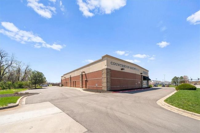 18931 E Valley View Pkwy, Home with 0 bedrooms, 0 bathrooms and null parking in Independence MO | Image 53