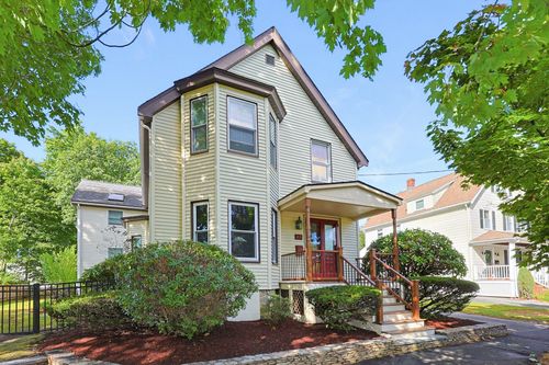 112 Greenwood Ave, Wakefield, MA, 01880 | Card Image