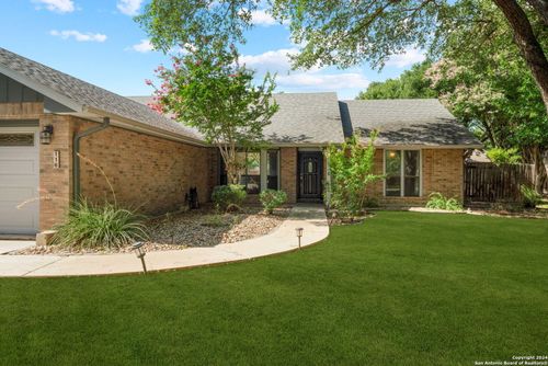 116 Bobwhite Trl, Seguin, TX, 78155-9459 | Card Image
