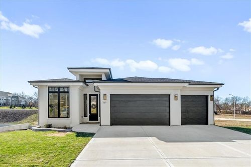 2611 Nw 84th Ter, Kansas City, MO, 64154-1105 | Card Image