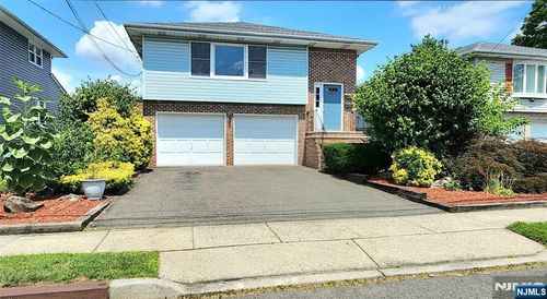 223 Miller Ave, Elmwood Park, NJ, 07407-2762 | Card Image