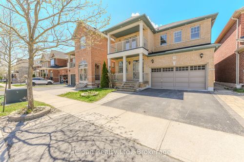 304 Dalgleish Gdns, Milton, ON, L9T6Z7 | Card Image