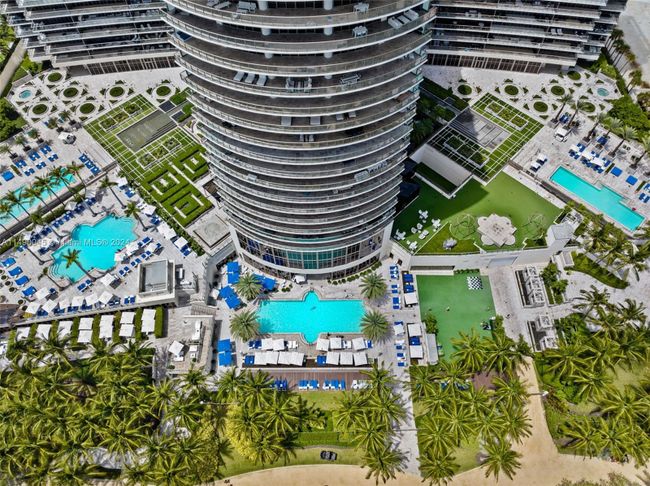 2502 - 9703 Collins Ave, Condo with 2 bedrooms, 3 bathrooms and null parking in Bal Harbour FL | Image 53