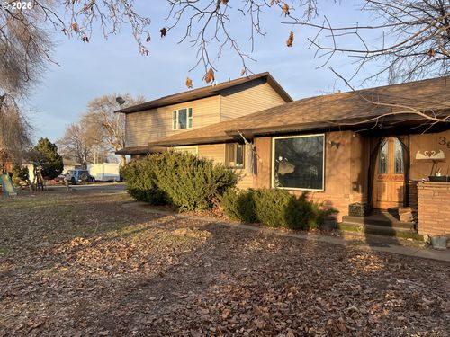 3670 Cedar St, Baker City, OR, 97814-1609 | Card Image