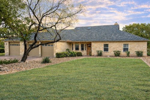945 Wesley Ridge Dr, Spicewood, TX, 78669-9157 | Card Image