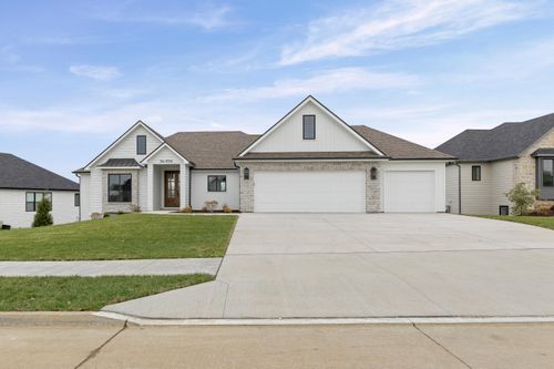 4704 Stayton Ferry Loop, COLUMBIA, MO, 65201-5107 | Card Image