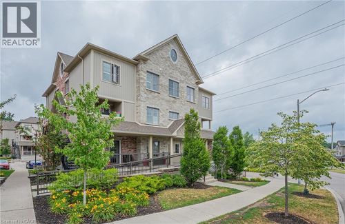 2c-255 Maitland St, Kitchener, ON, N2R0C8 | Card Image