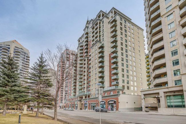 1808 - 1111 6 Avenue Sw, Home with 2 bedrooms, 2 bathrooms and 1 parking in Calgary AB | Image 25