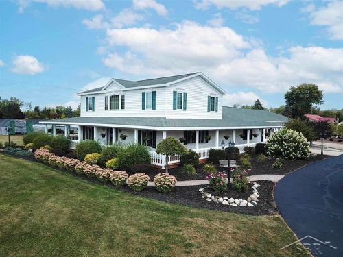 4997 S M-18 Highway, Tobacco Township, MI, 48612 | Card Image