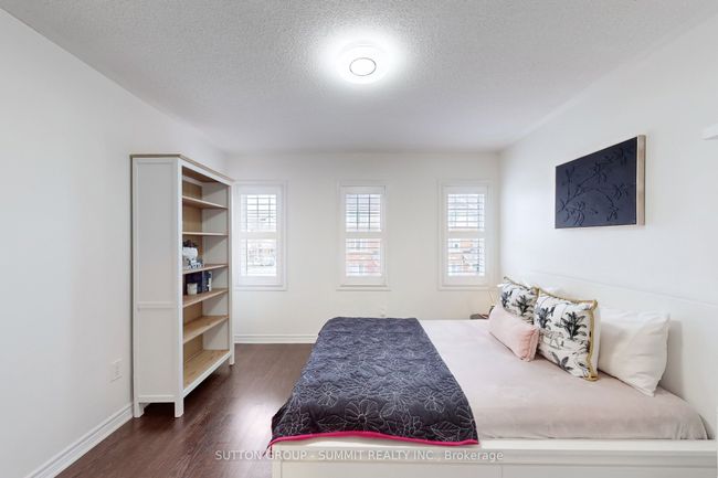 1558 Clitherow St, House other with 4 bedrooms, 3 bathrooms and 1 parking in Milton ON | Image 28